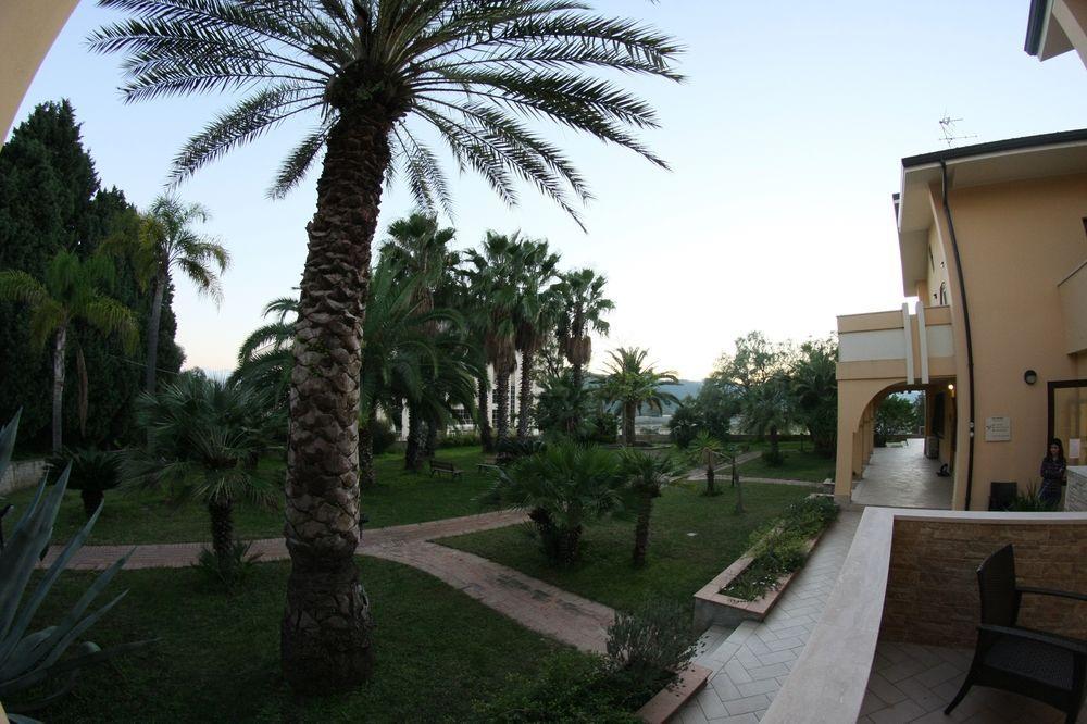 San Michele Apartments&Rooms Catanzaro Exterior photo