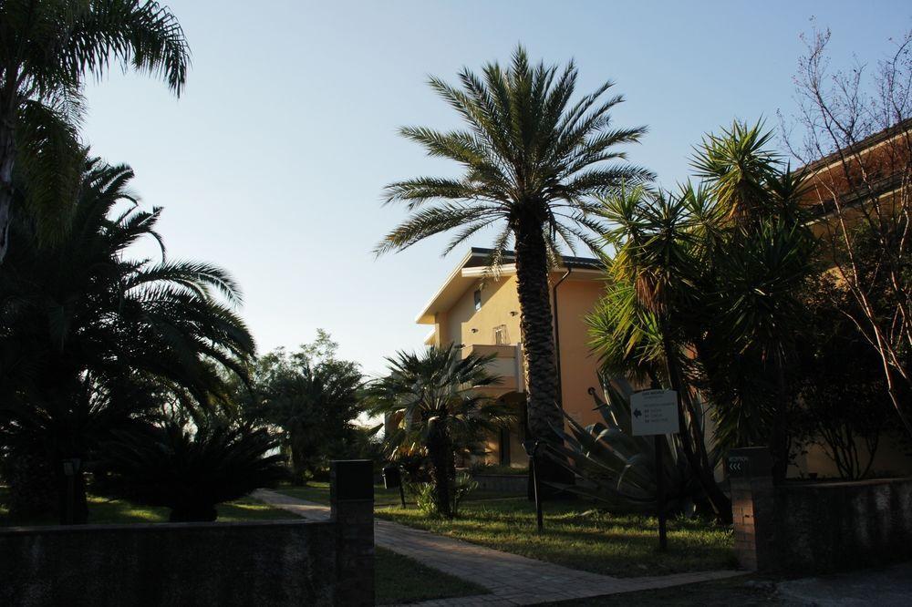 San Michele Apartments&Rooms Catanzaro Exterior photo